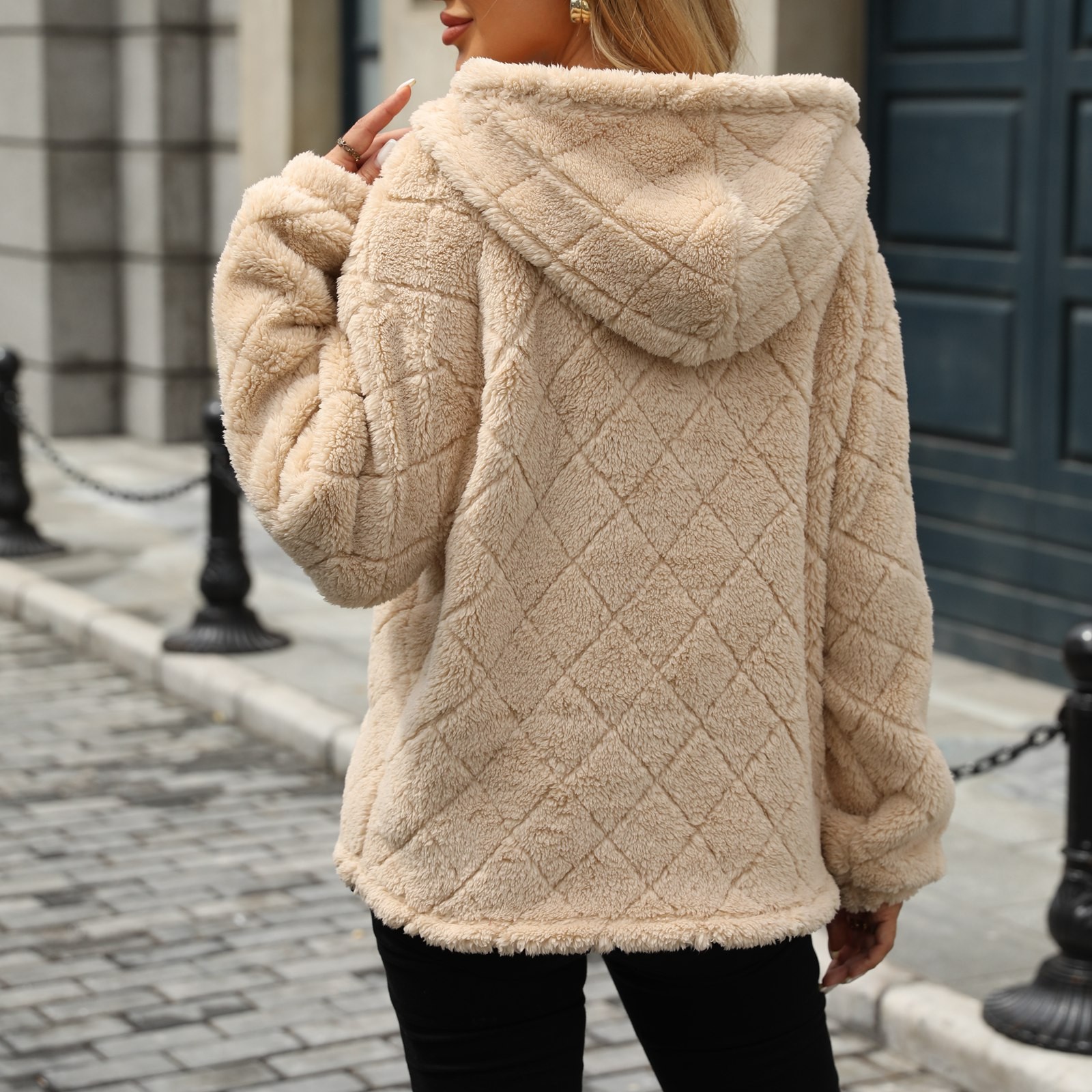 thumbnail image 2 of Sudadera con capucha y media cremallera holgada para mujer - Chaqueta informal y cómoda para el frío, 2 of 8